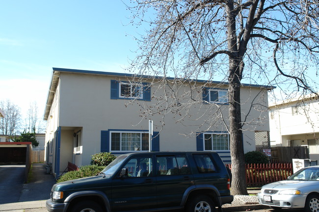 1067 Roewill Dr in San Jose, CA - Building Photo - Building Photo