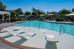 Belle Meade in Wilmington, NC - Building Photo