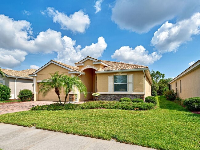 property at 11652 Anhinga Ave