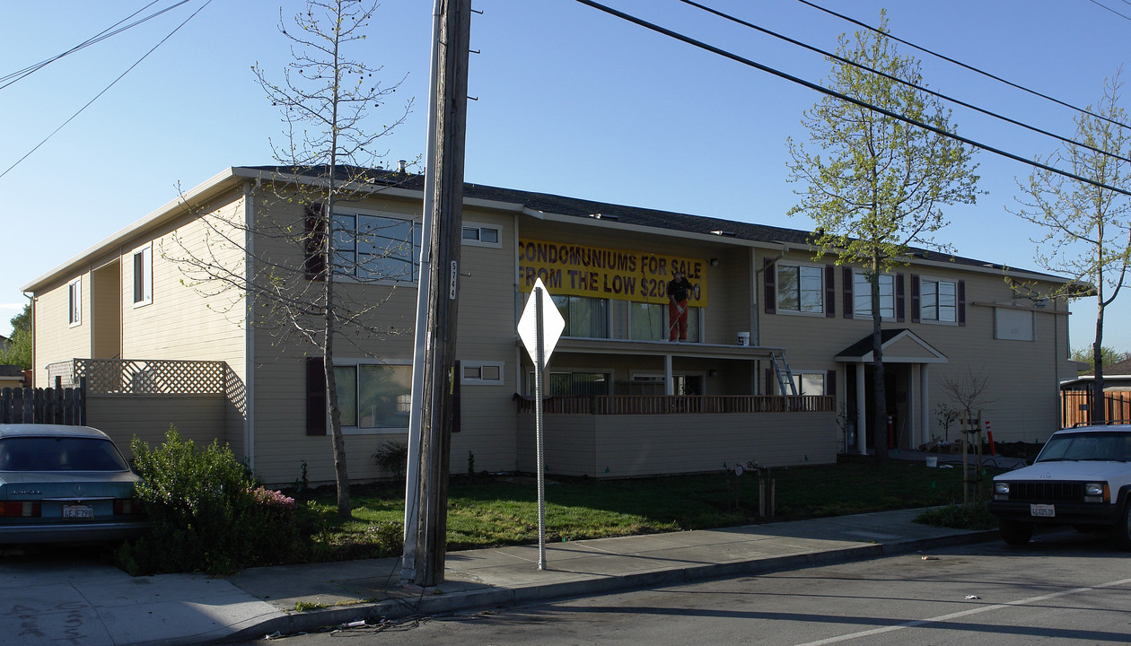 1570 165th Ave in San Leandro, CA - Building Photo