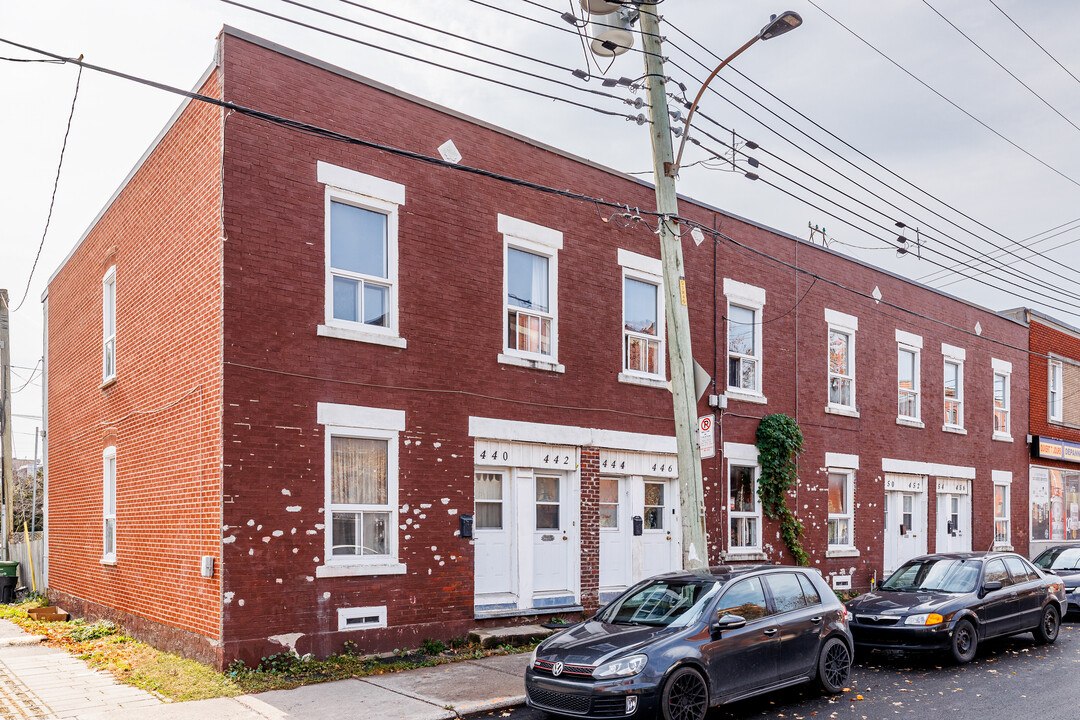 450 Régina Rue in Verdun, QC - Building Photo