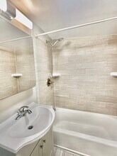 74 Yankee Folly Rd in New Paltz, NY - Building Photo - Building Photo