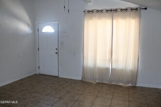 1582 Diego Rivera Dr in El Paso, TX - Building Photo - Building Photo