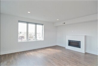 26 Hichborn St, Unit 1 in Boston, MA - Building Photo - Building Photo