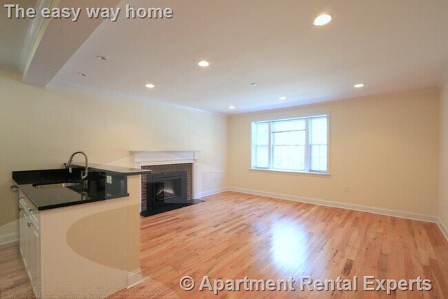 55 Langdon St, Unit #2