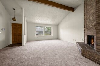 12007 Mountain Ridge Rd in Houston, TX - Building Photo - Building Photo