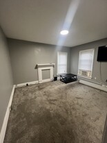 2780 Elmwood Ave, Unit Elmwood Apartamentos