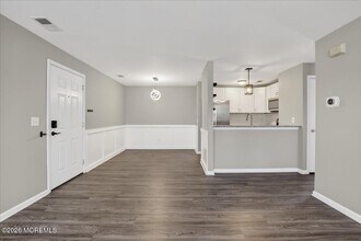 33 Jockey Ln in Tinton Falls, NJ - Building Photo - Building Photo