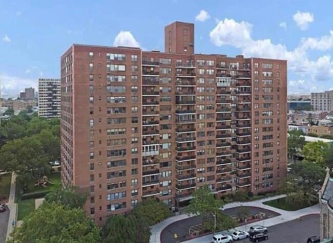 property at 10 Huron Ave