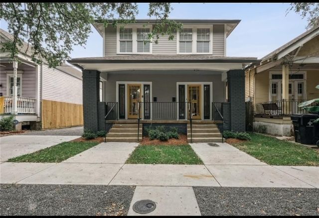 3720 Banks St in New Orleans, LA - Building Photo