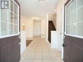 3069 Preserve Dr in Oakville, ON - Building Photo - Building Photo