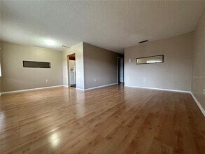 4800 Rilma Ave in Sarasota, FL - Building Photo - Building Photo