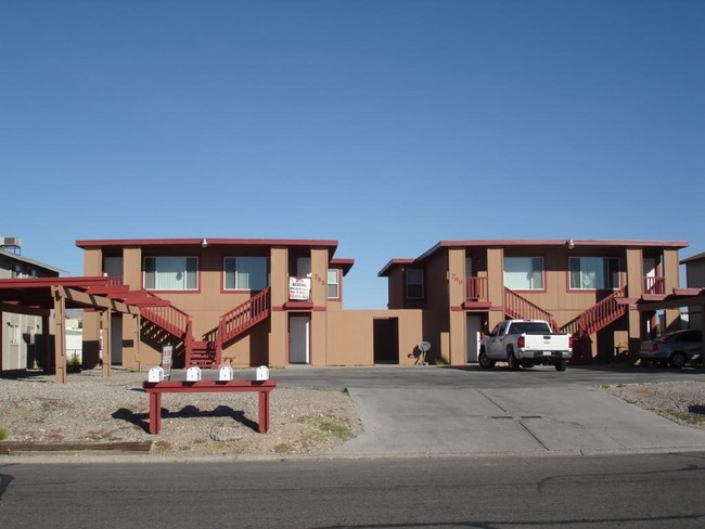 799 Baseline Rd in Bullhead City, AZ - Building Photo - Building Photo