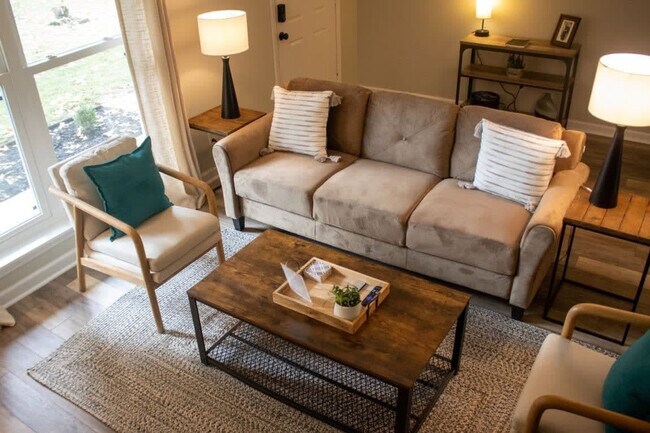 property at 3906 Oak Glen Terrace SW