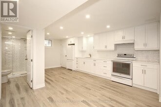 501 Kelly Ave in Oshawa, ON - Building Photo - Building Photo