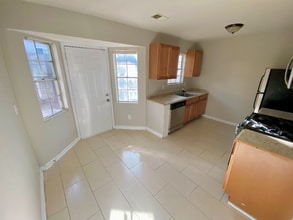 709 Pine Tree Trail in College Park, GA - Building Photo - Building Photo