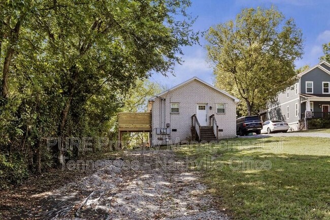 622 Maplewood Ln in Nashville, TN - Building Photo - Building Photo
