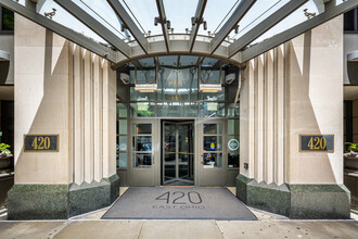 420 E Ohio in Chicago, IL - Foto de edificio - Building Photo