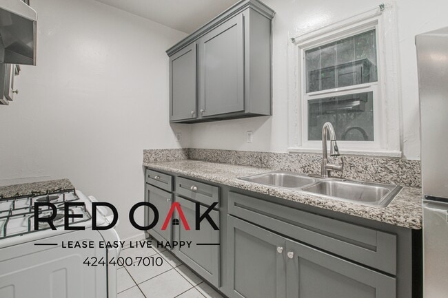 132 Westmoreland Ave in Los Angeles, CA - Building Photo - Building Photo