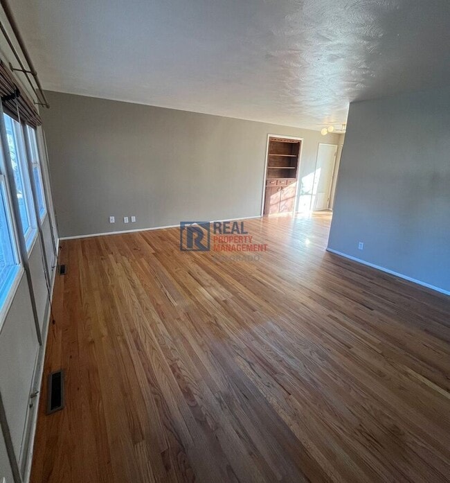 2013 W Lake St in Fort Collins, CO - Building Photo - Building Photo