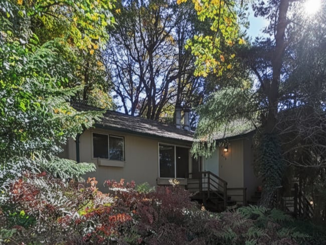 2995 NW Glenridge Dr in Corvallis, OR - Building Photo - Building Photo