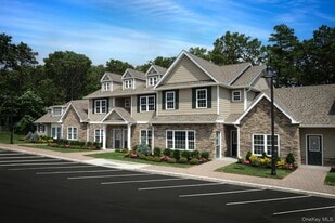 68 Sunlight Walk in Holbrook, NY - Building Photo