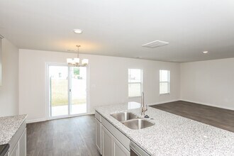 305 Flushing Bay Ct in Lexington, SC - Building Photo - Building Photo