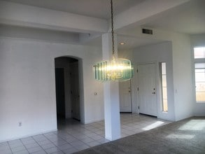 13972 N Trade Winds Way in Oro Valley, AZ - Building Photo - Building Photo