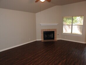 440 Zebra Dr in Kyle, TX - Building Photo - Building Photo