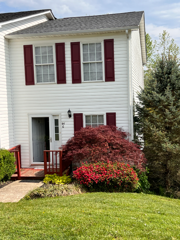 property at 44 Tulip Grove Cir