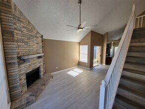 5718 Fargo Dr in Dickinson, TX - Building Photo - Building Photo