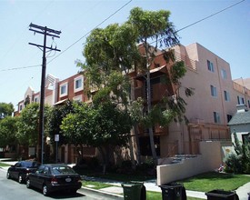 Hesby Manor in North Hollywood, CA - Building Photo - Building Photo