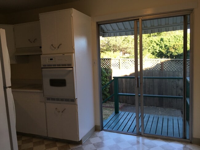 5428 Van Fleet Avenue, Unit 5428