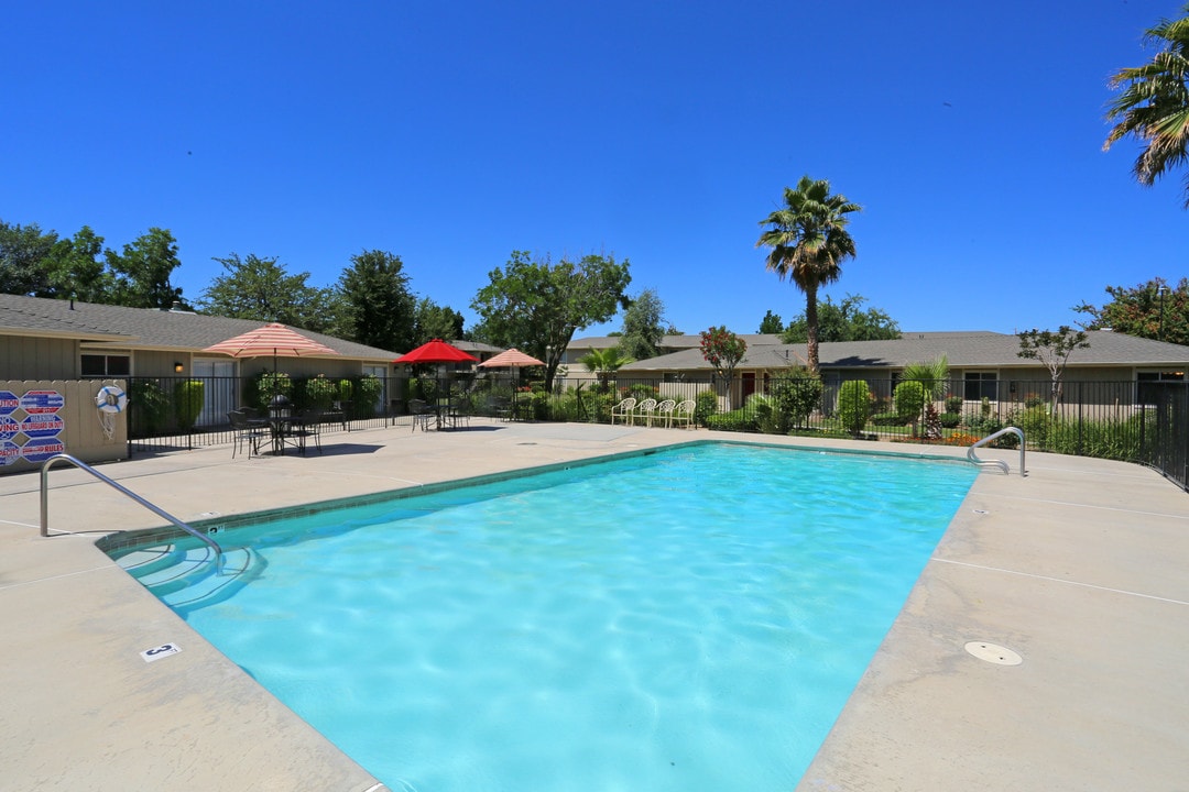Brandywine Apartments in Delano, CA - Foto de edificio