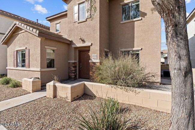 10325 W Sands Dr in Peoria, AZ - Foto de edificio - Building Photo