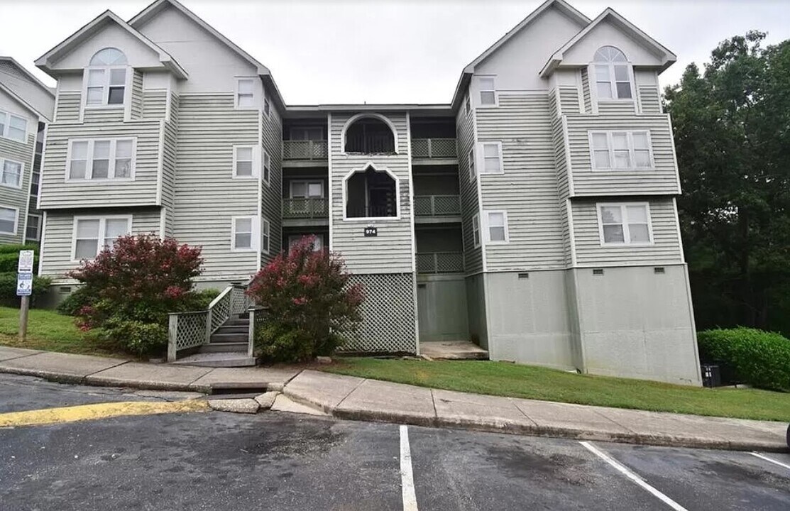 974 Stewarts Creek Dr, Unit 6 in Fayetteville, NC - Building Photo