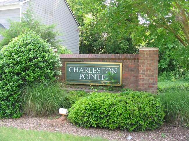 2253 Charleston Pointe SE in Atlanta, GA - Building Photo - Building Photo