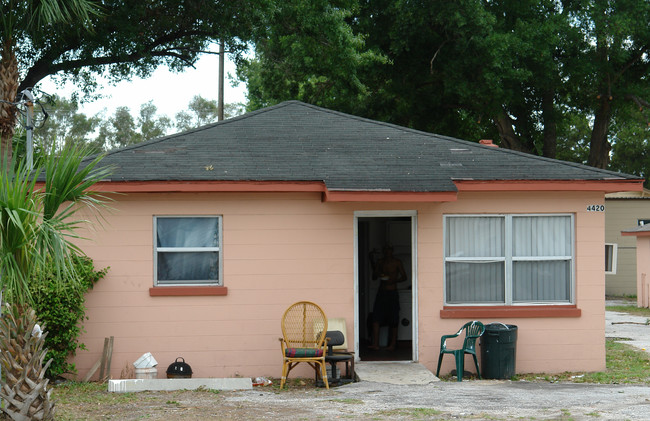 4420 N Clark Ave in Tampa, FL - Building Photo - Building Photo