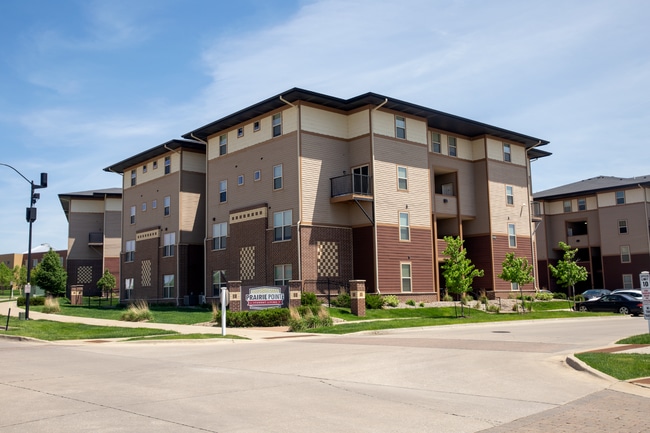 Prairie Pointe Student Living in Ankeny, IA - Foto de edificio - Building Photo