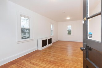 165 Brook St in Scarsdale, NY - Building Photo - Building Photo