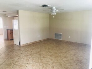 5906 Elkhorn Blvd in Holiday, FL - Building Photo - Building Photo