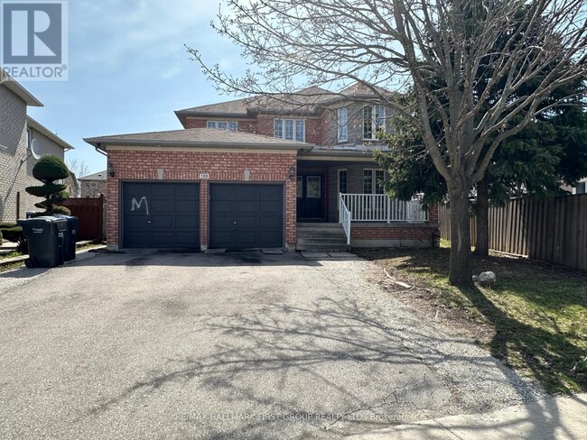 100 Fiddleneck Crescent