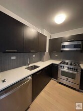 East 39th Street in New York, NY - Building Photo - Building Photo
