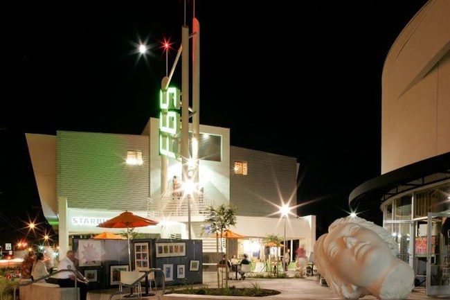 F65 Lofts in Sacramento, CA - Foto de edificio - Building Photo