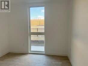 176 Clonmore Dr in Toronto, ON - Building Photo - Building Photo