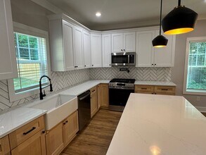 1000 Fairground St in Charlotte, NC - Building Photo - Building Photo