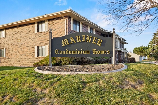property at 6720 Mariner Dr