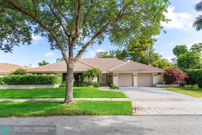 property at 2715 NW 28th St