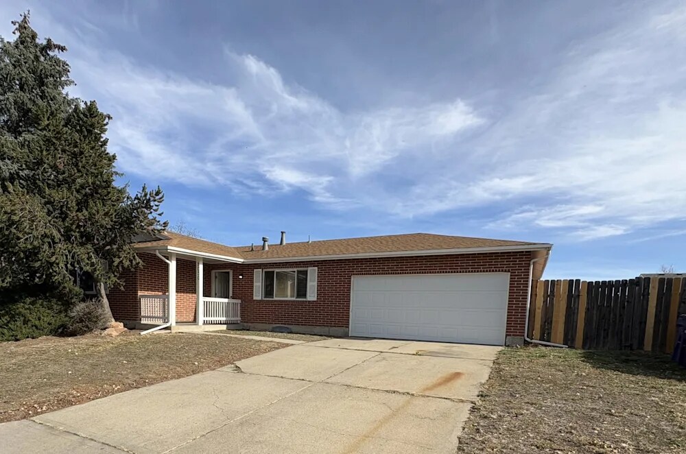 5031 Worchester St in Denver, CO - Building Photo