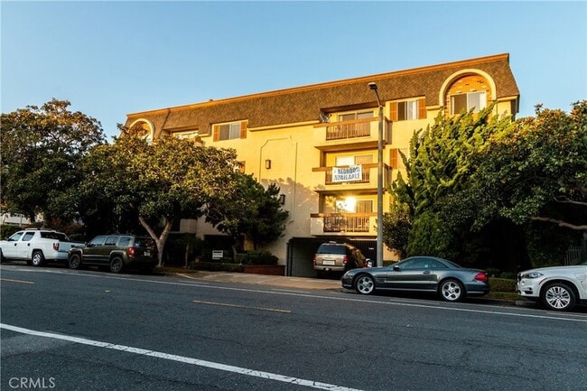 property at 811 6th St